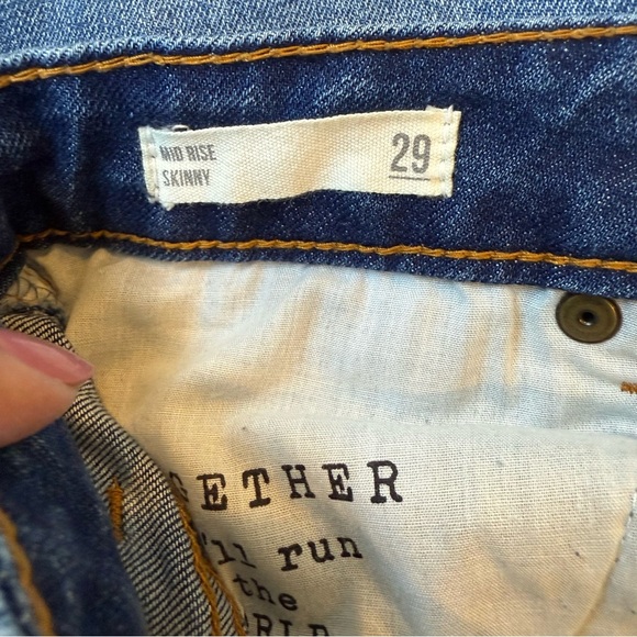 Harper Heritage Mid Rise Skinny Jeans Size 29 - Picture 8 of 13